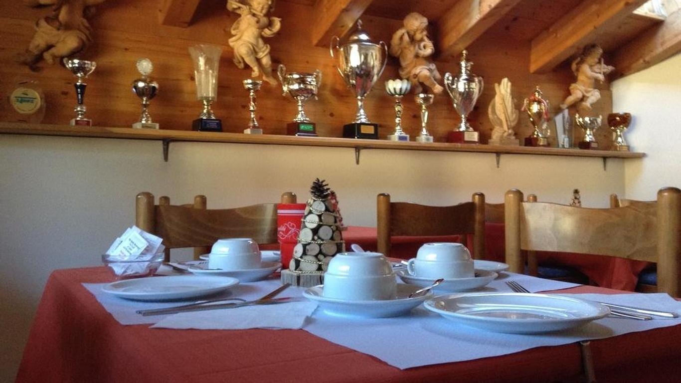 Garni Eden Bed and breakfast