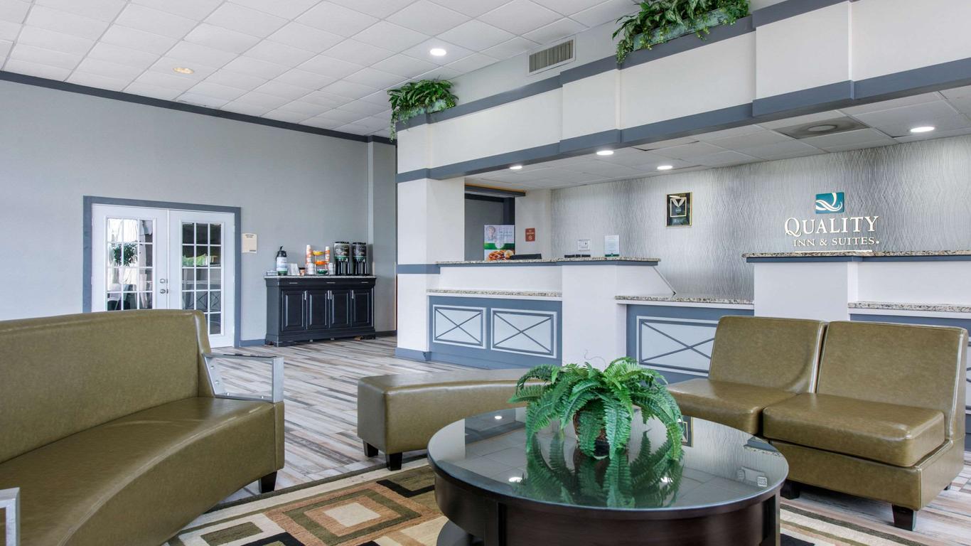 Quality Inn & Suites Brooksville I-75/Dade City