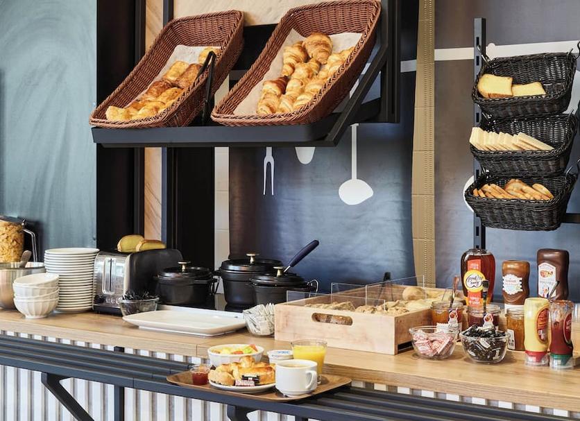 Buffet Photo