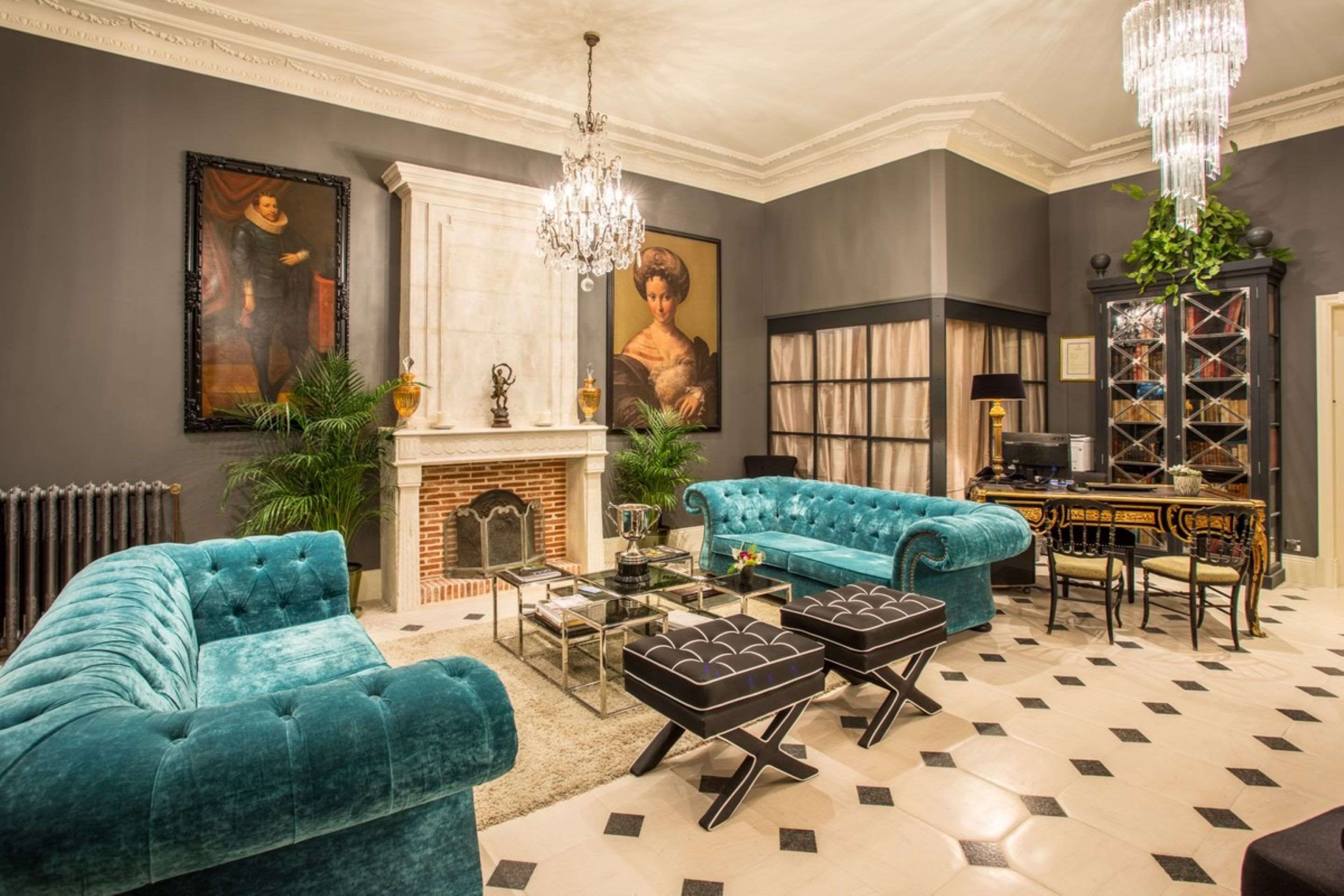 Salon