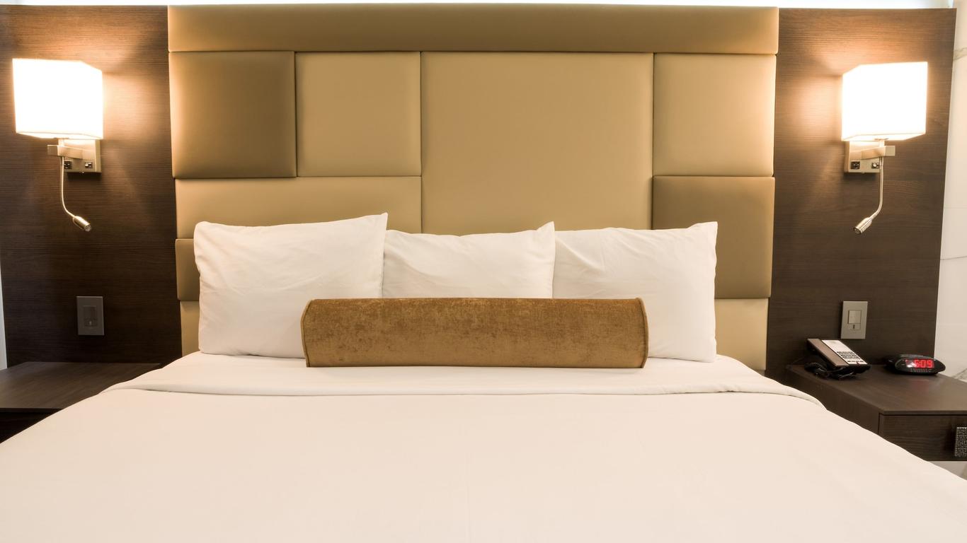 Hotel Xilo Glendale
