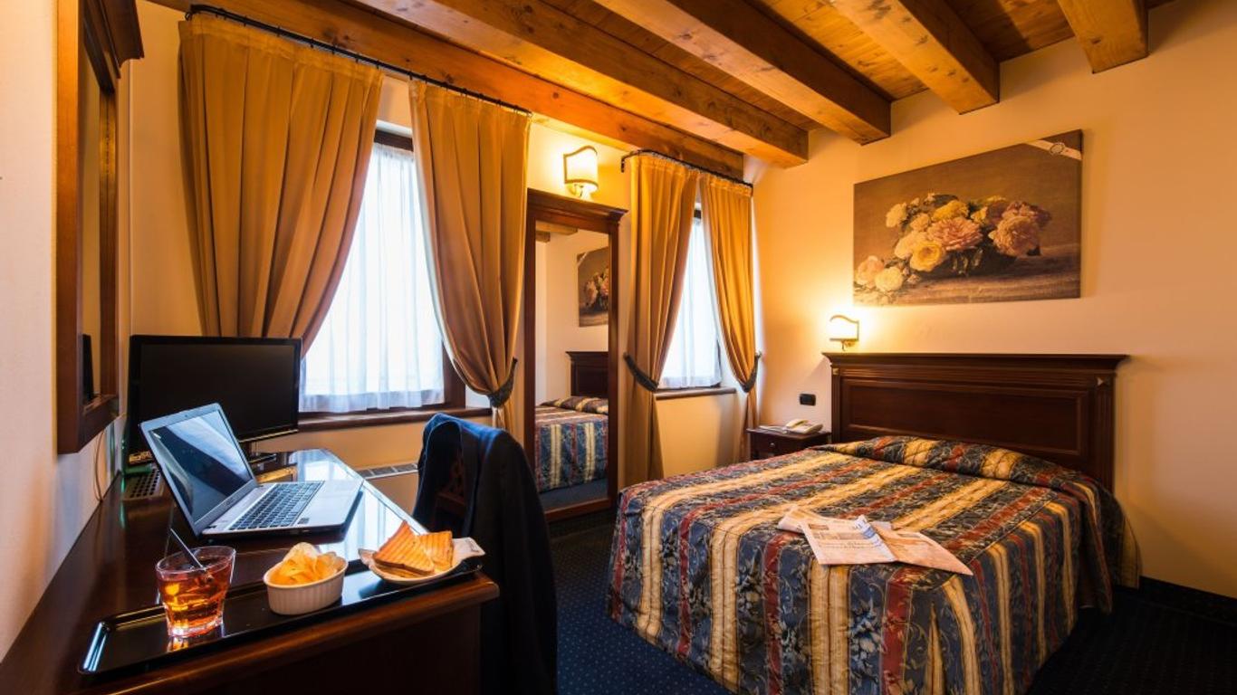 Hotel Villa Dei Carpini