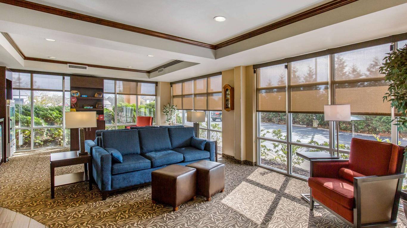 Comfort Suites Seaford