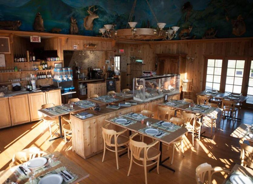 Restaurant Photo