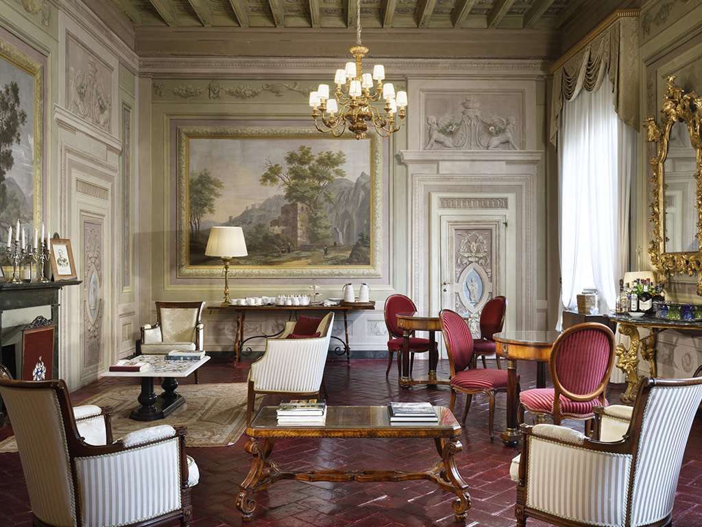 Salon
