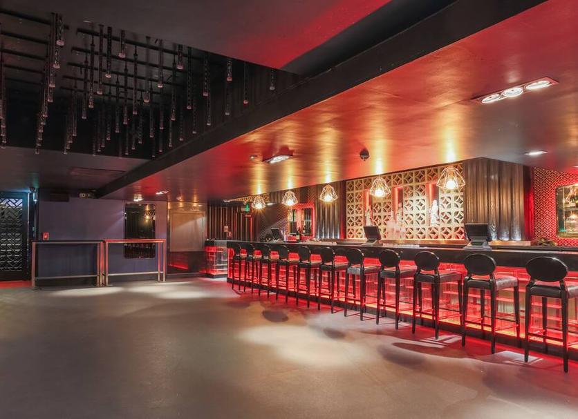 Bar Photo