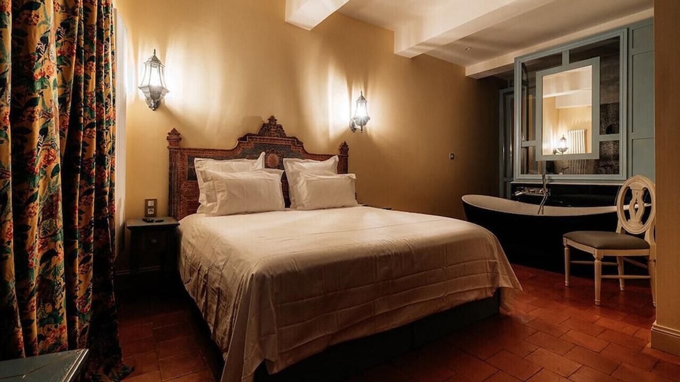 Mes à Moi in Pezenas - Appartements de charme - Baignoire Balnéo