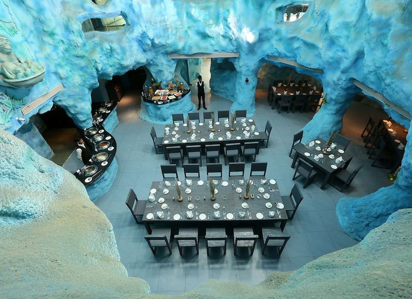 Restaurant Photo