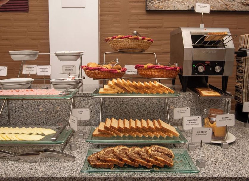 Buffet Photo