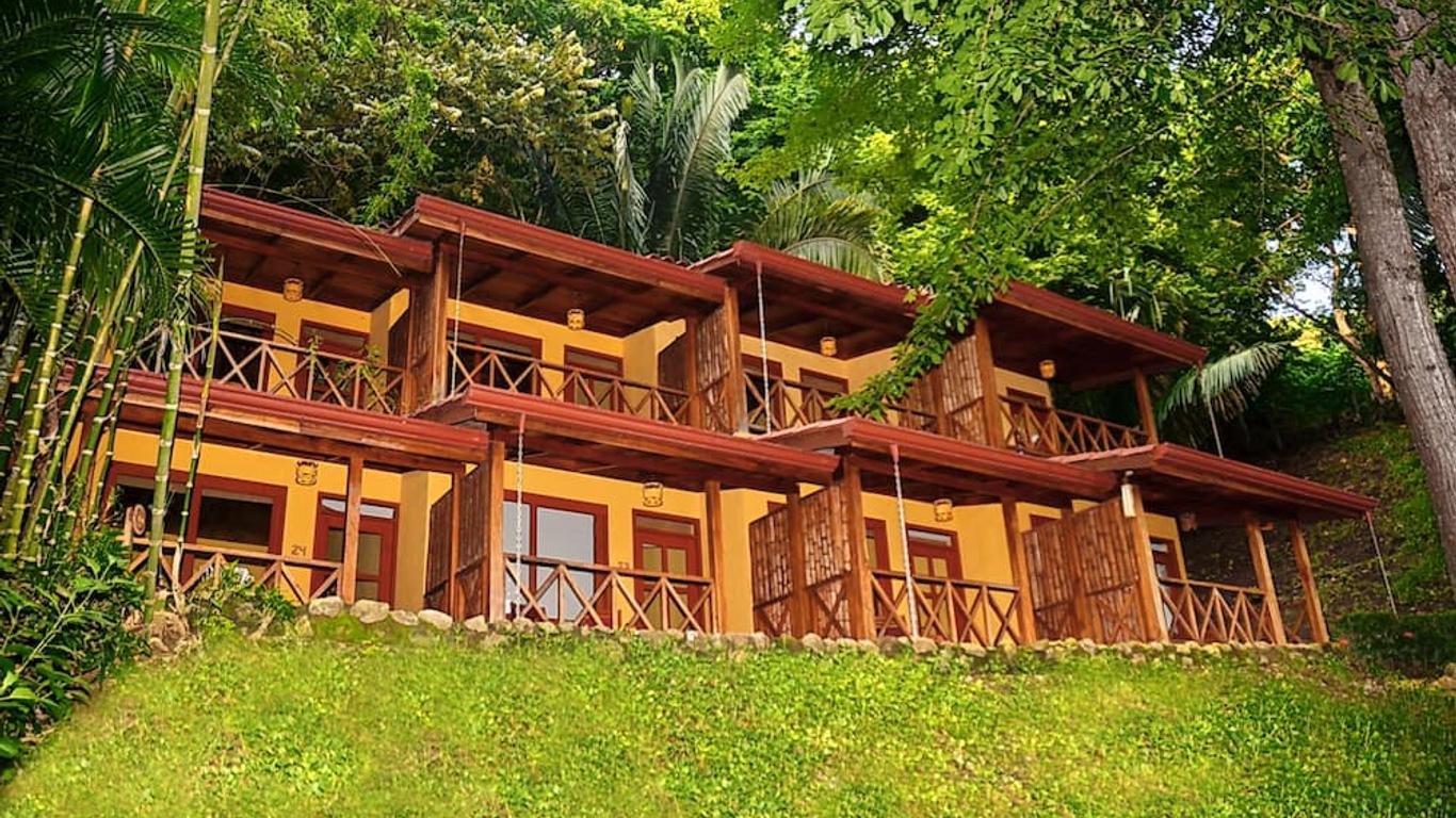 Esencia Hotel & Villas