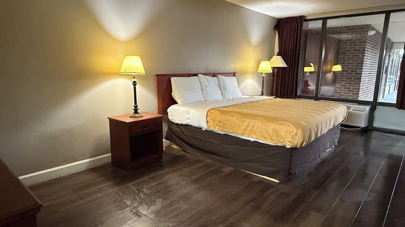 Paris Inn and Suites