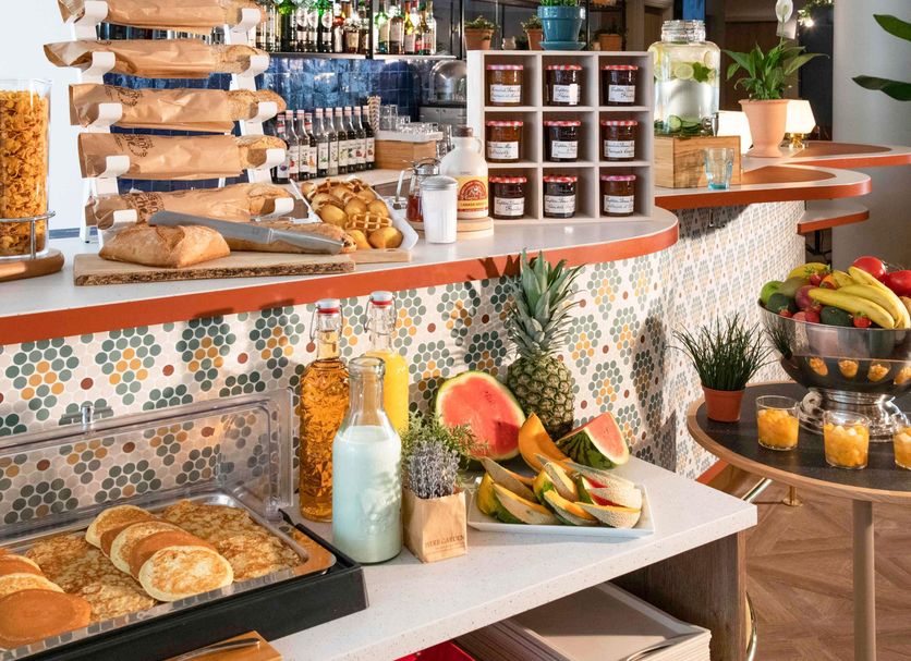 Buffet Photo