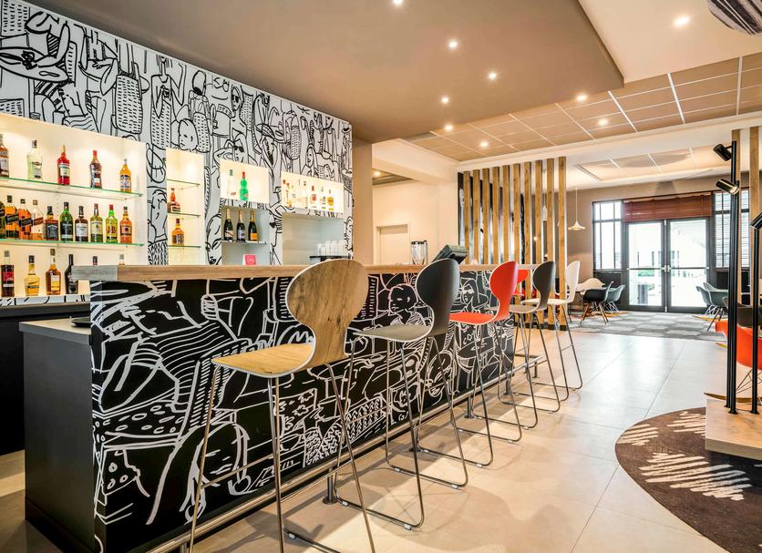 Bar Photo