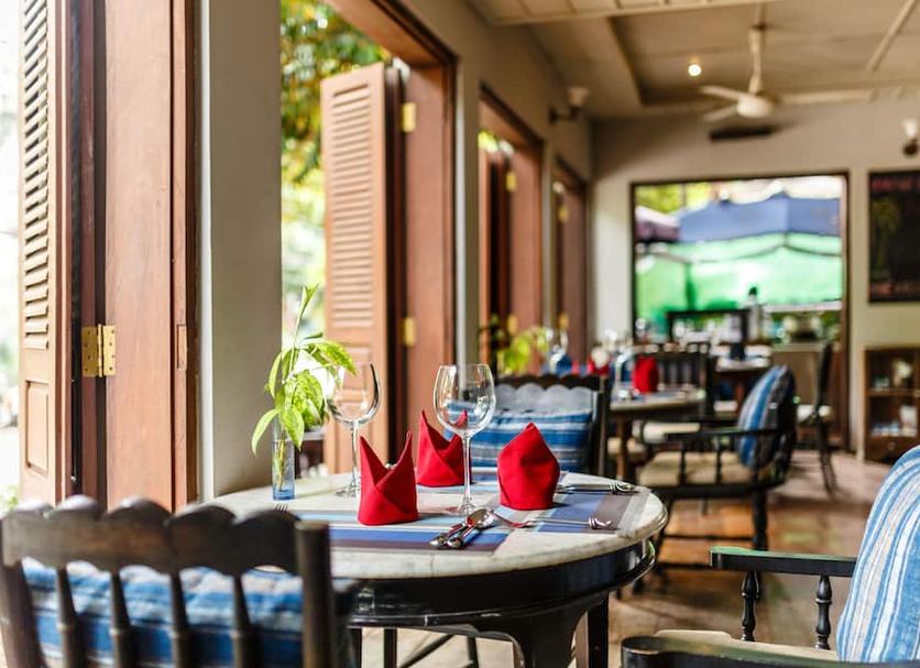 Restaurant Photo