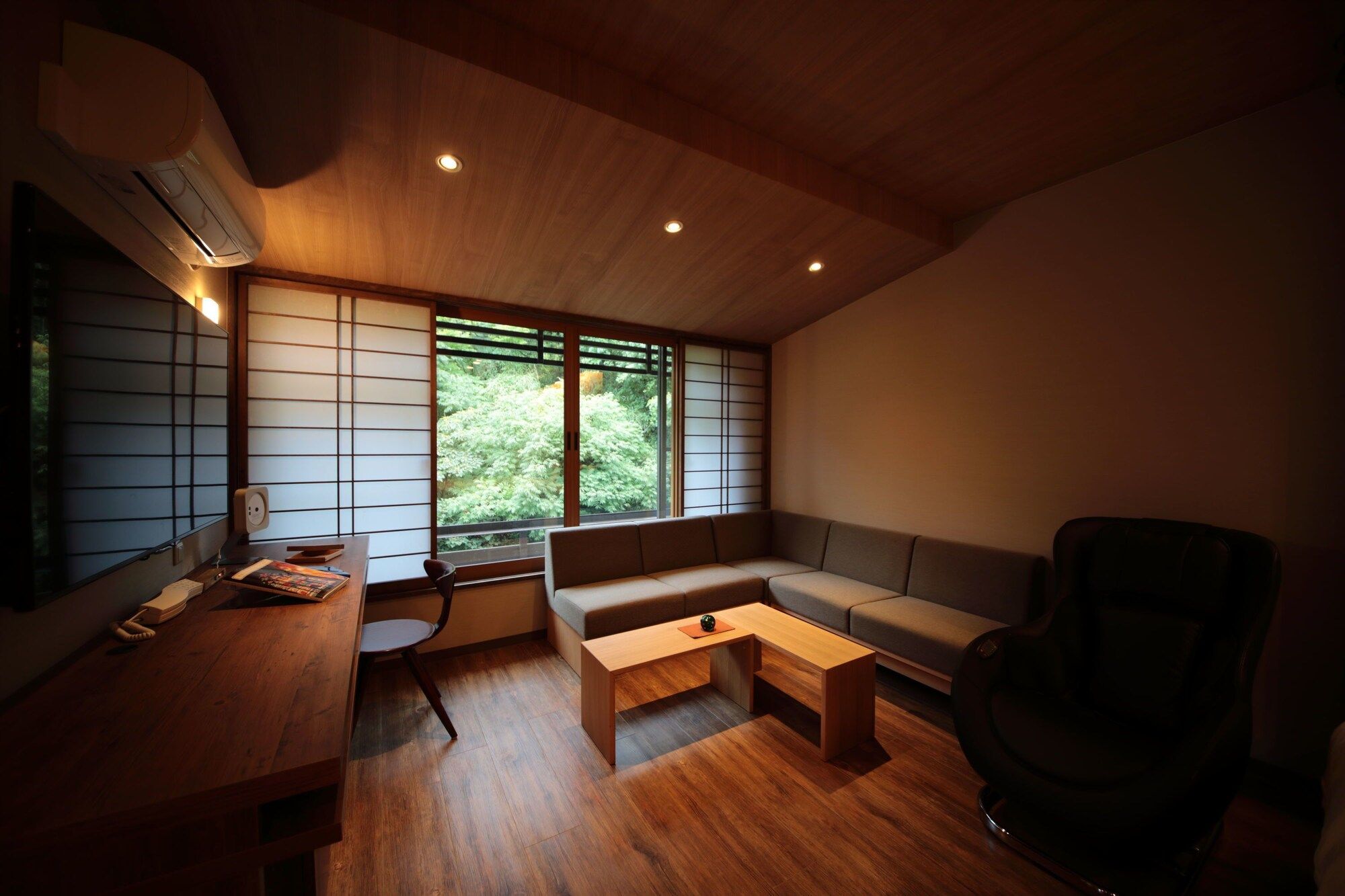 Salon
