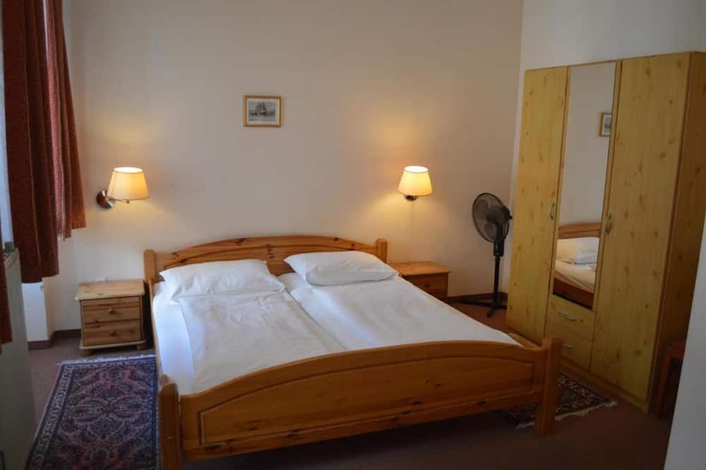 Hotel Pension Walzerstadt