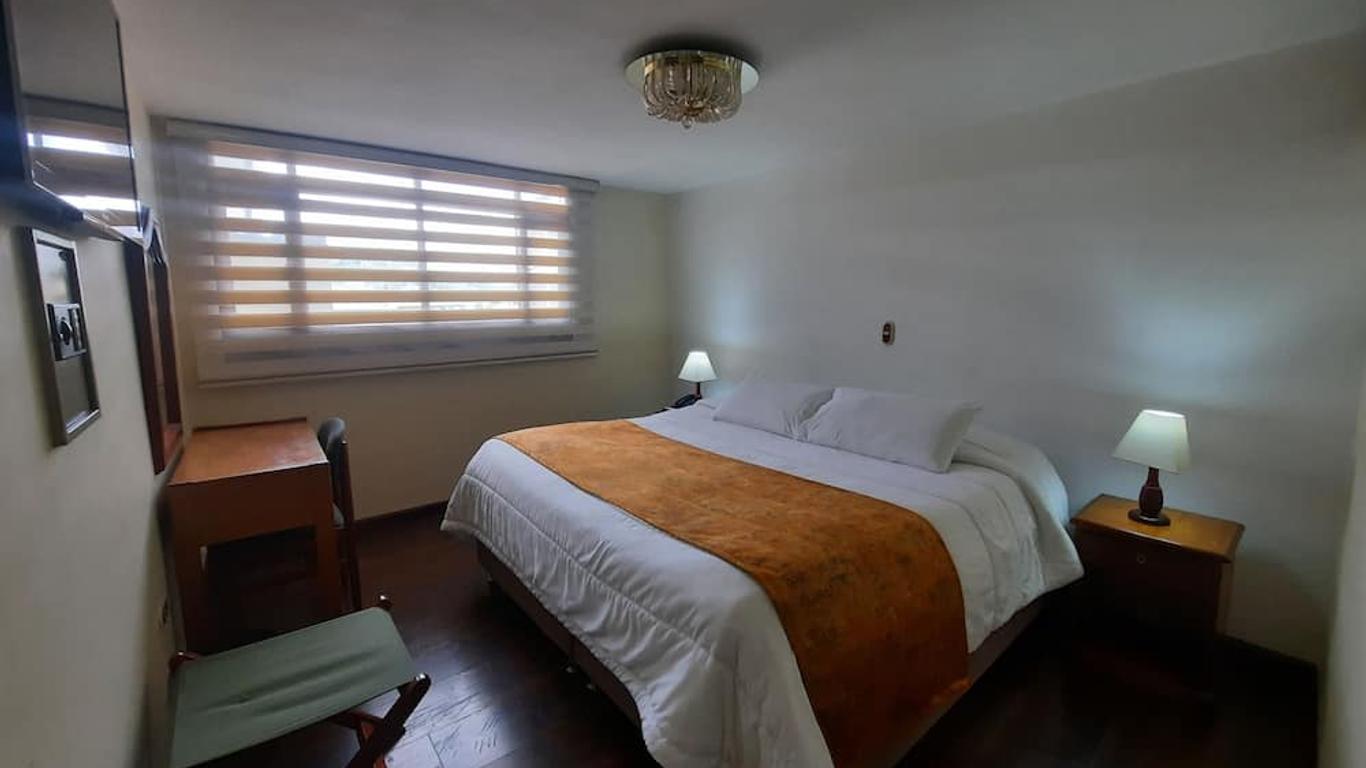 Hotel El Lago