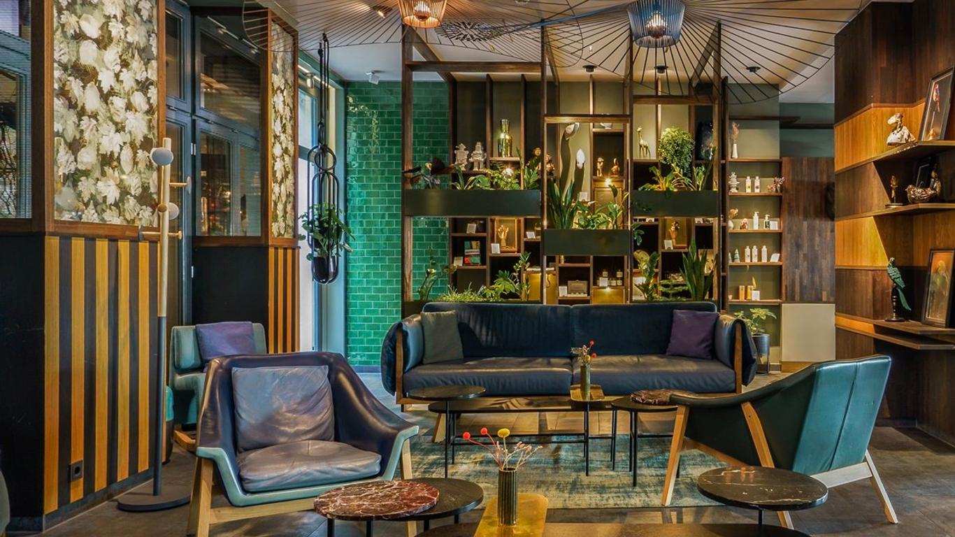 The Circus Hotel