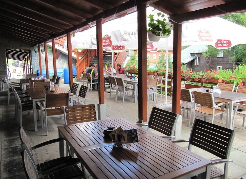 Restaurant Photo