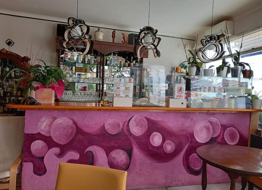 Bar Photo