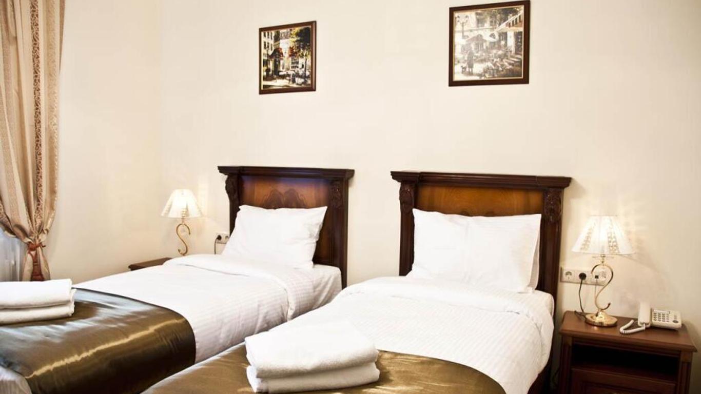 Meridian Hotel