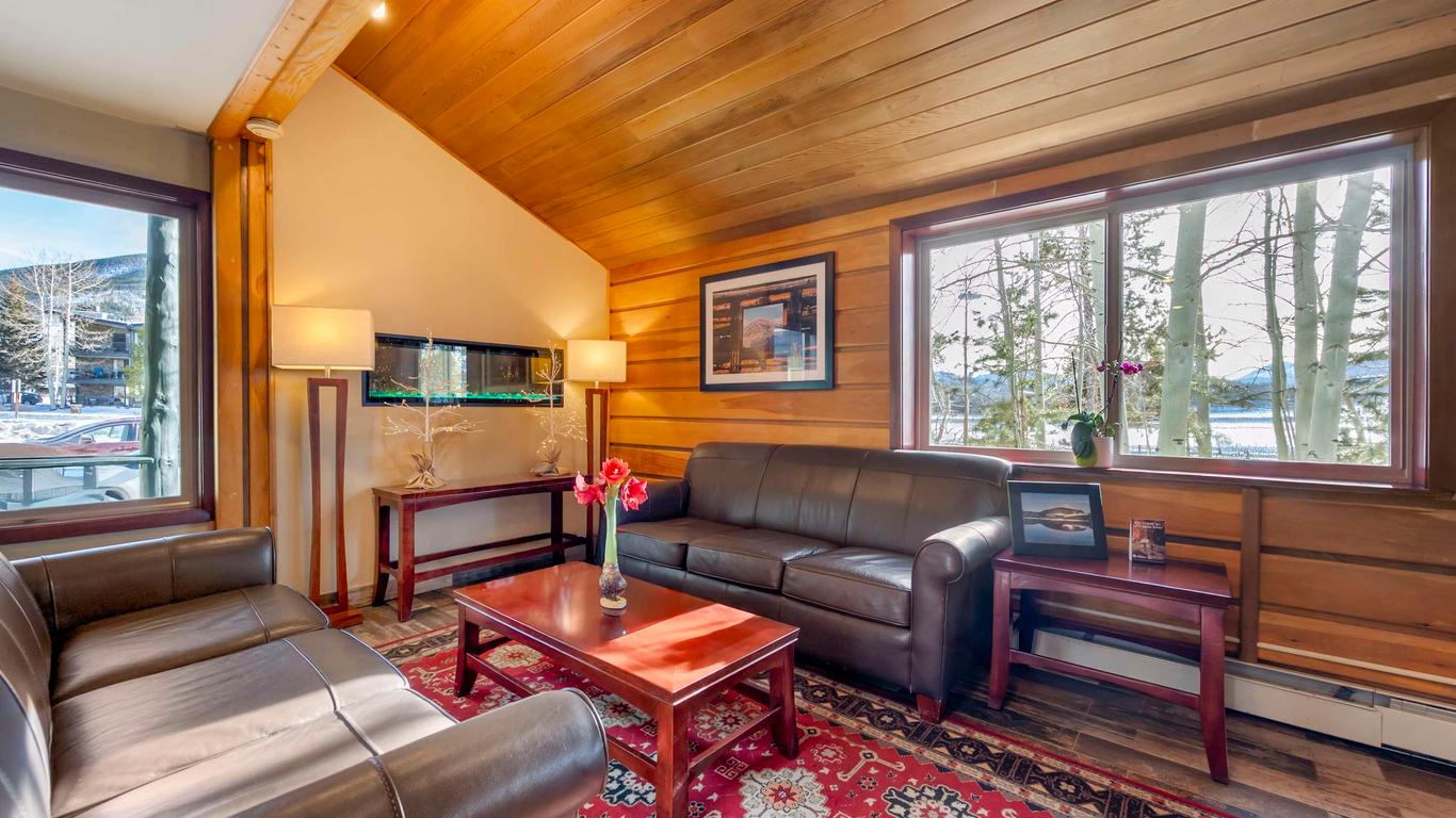 Best Western Ptarmigan Lodge