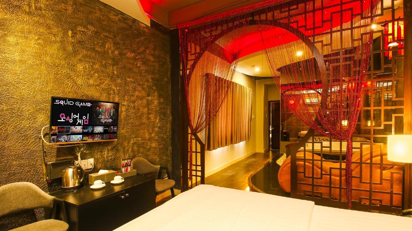 Bonita Grand Hotel