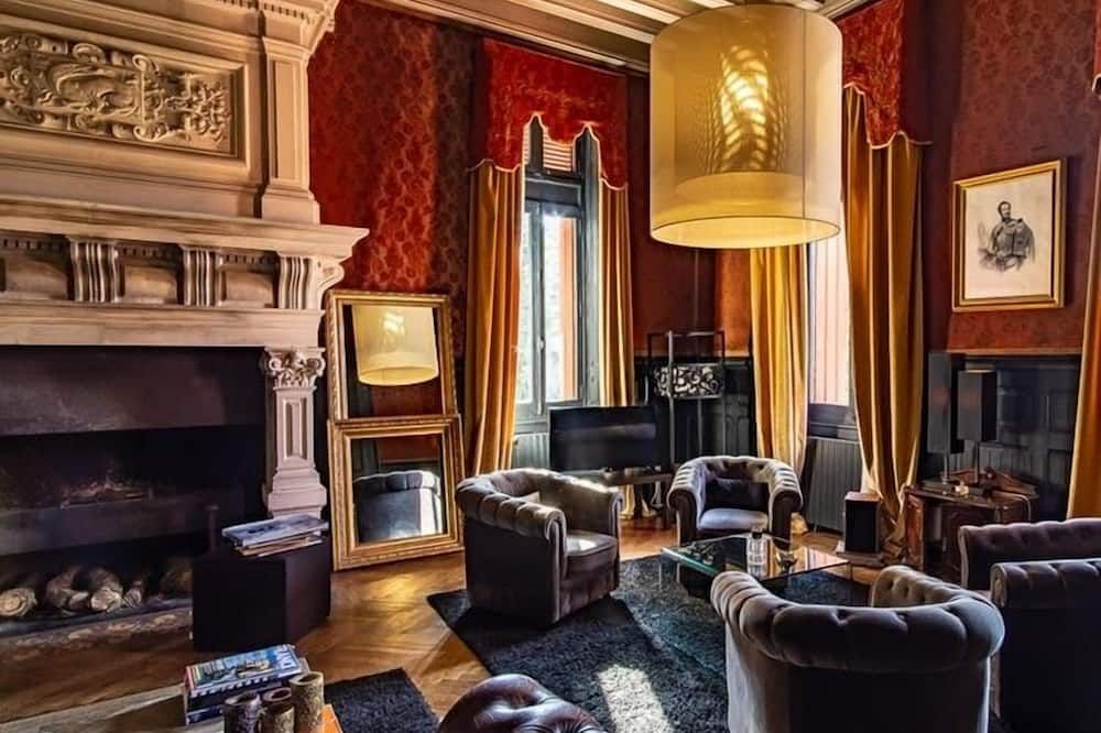 Salon
