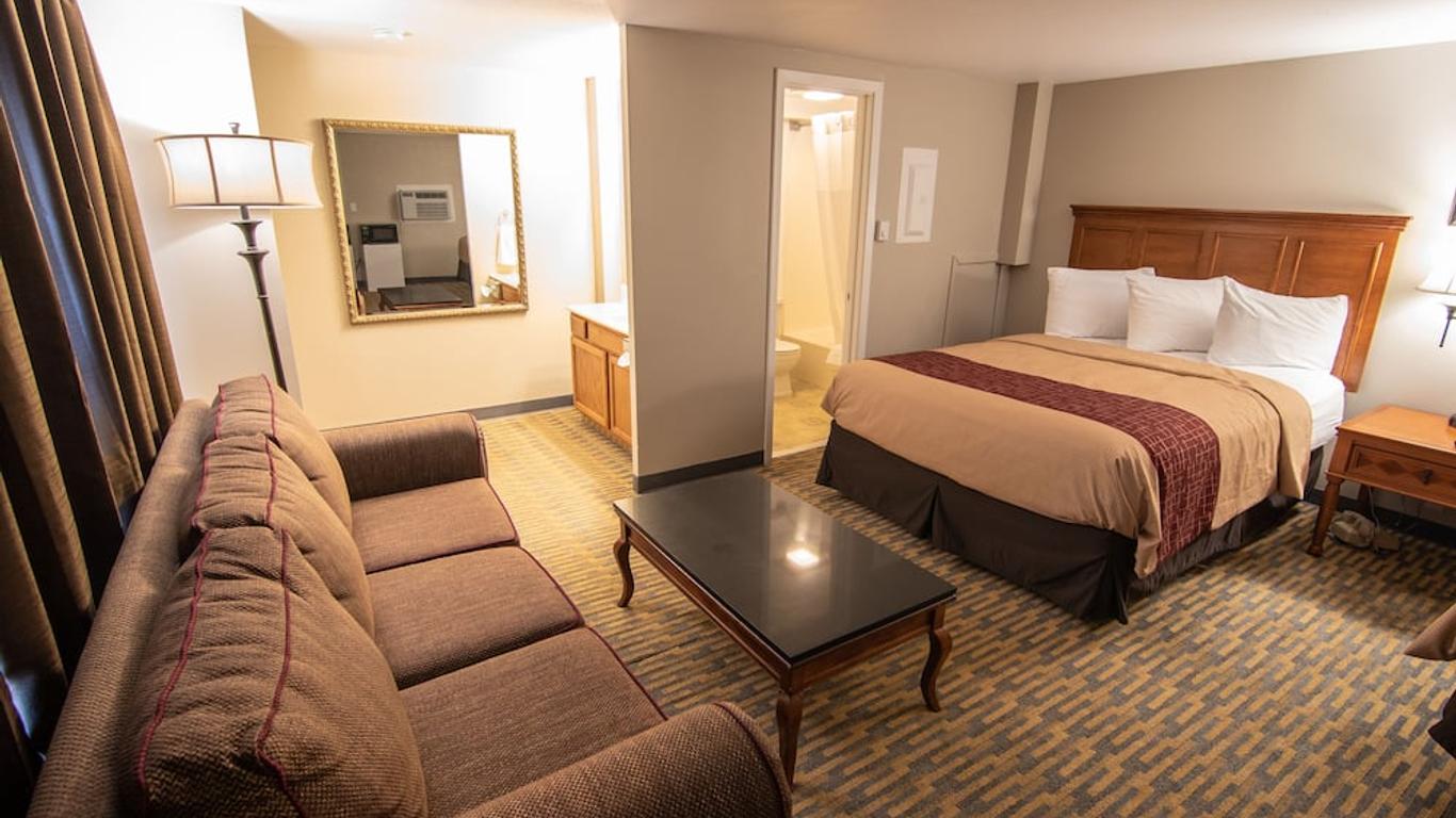 The Crow Peak Lodge