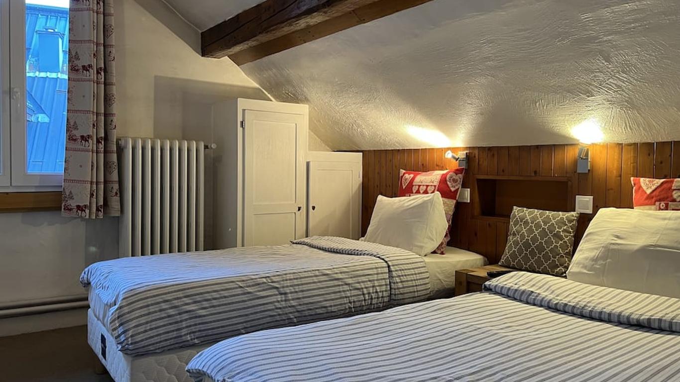 Hotel De tRois