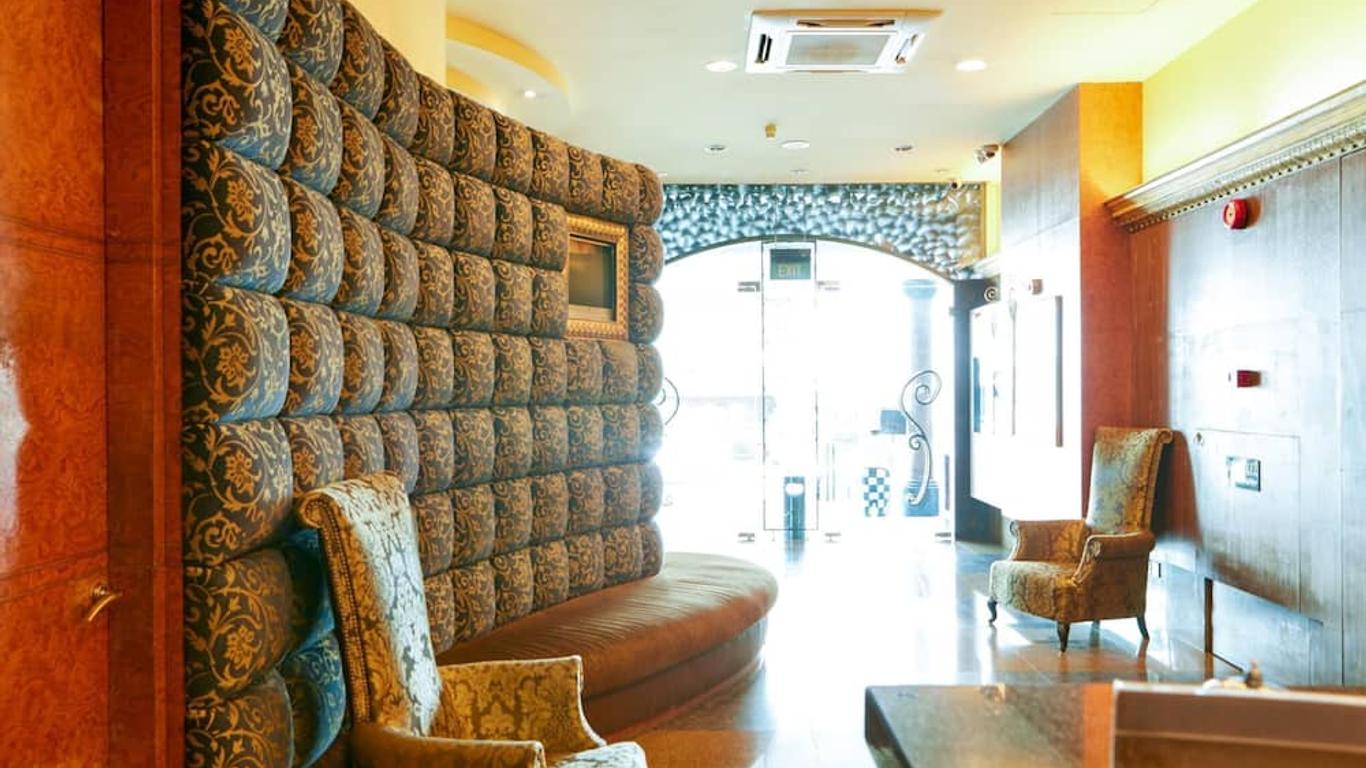 Classique Hotel
