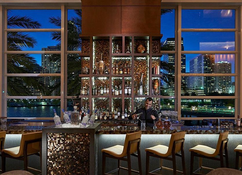 Bar Photo