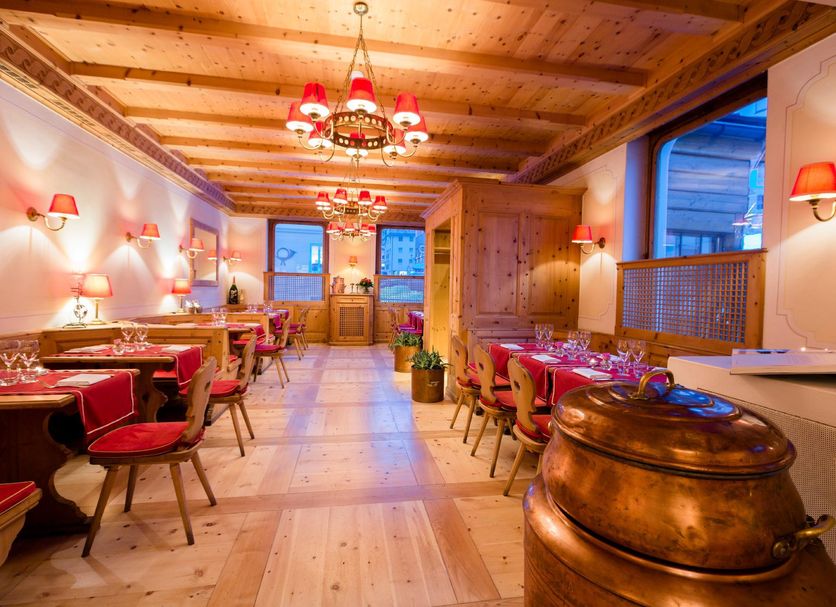 Restaurant Photo