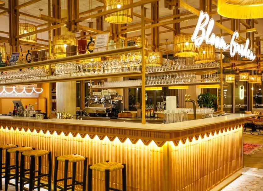 Bar Photo