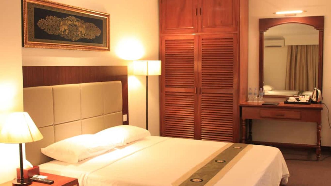 Diamond Hotel