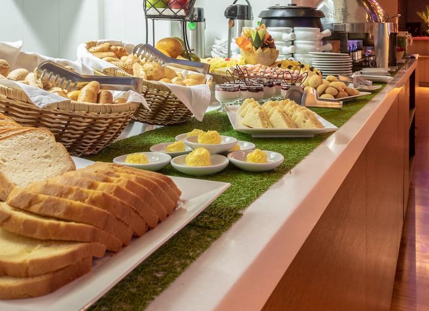 Buffet Photo