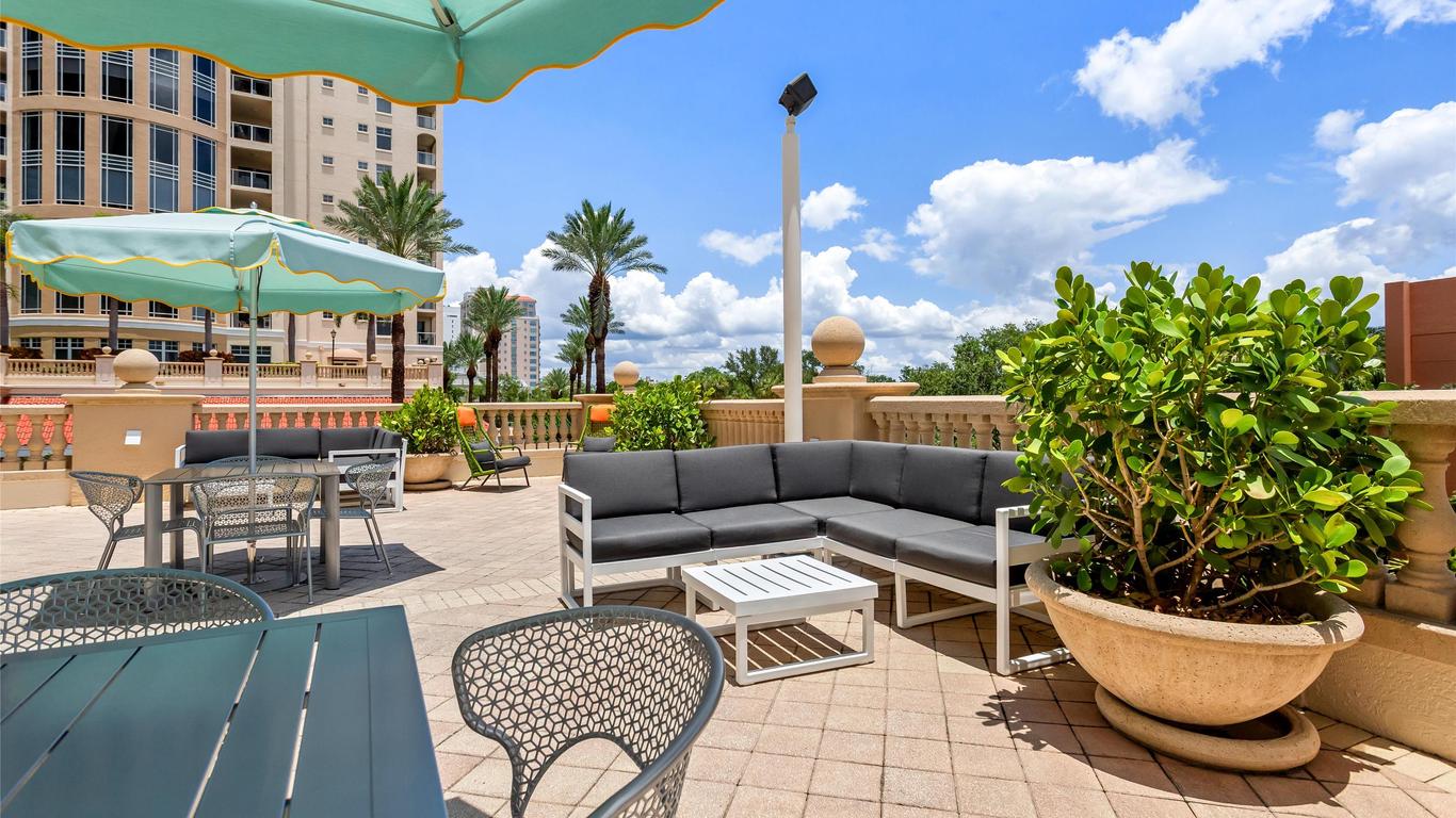 Hampton Inn & Suites St. Petersburg/Downtown