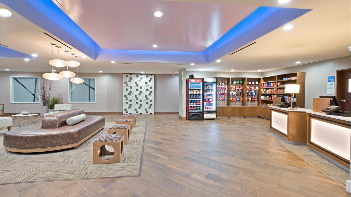 Holiday Inn Express & Suites Harrisburg S - New Cumberland