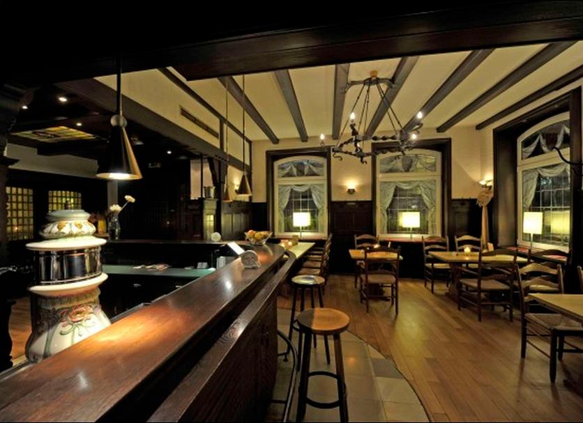 Bar Photo
