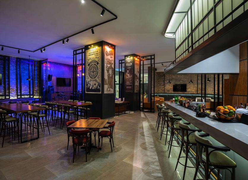 Restaurant Photo