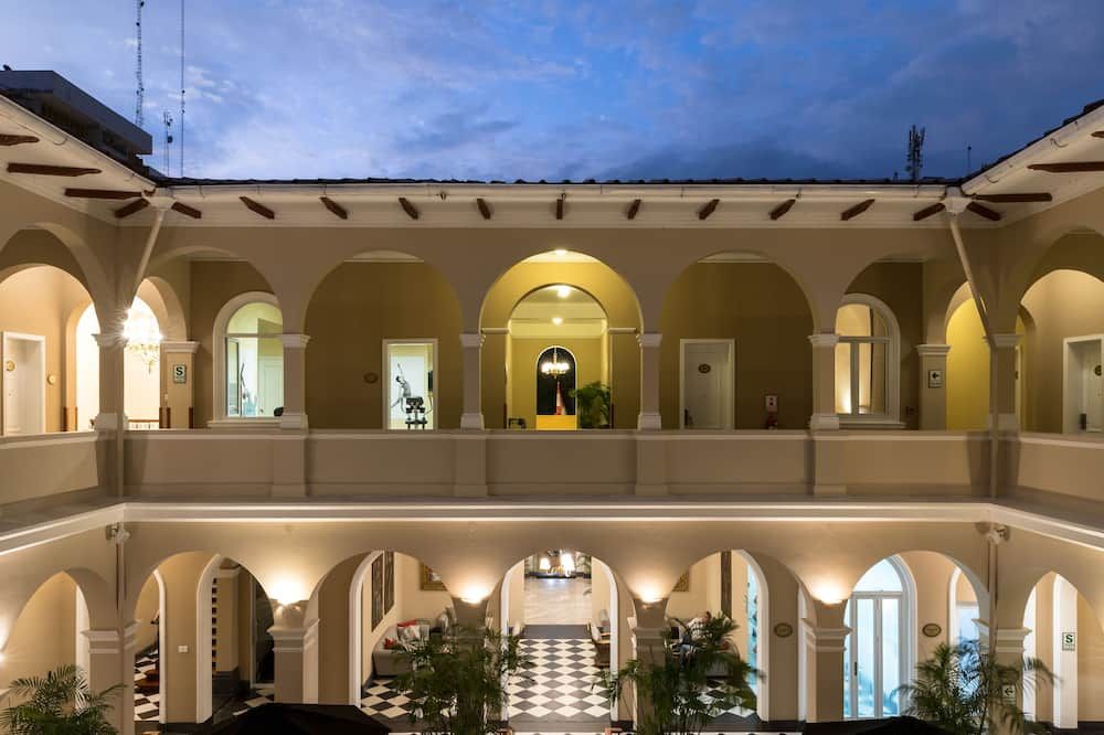 Bâtiment