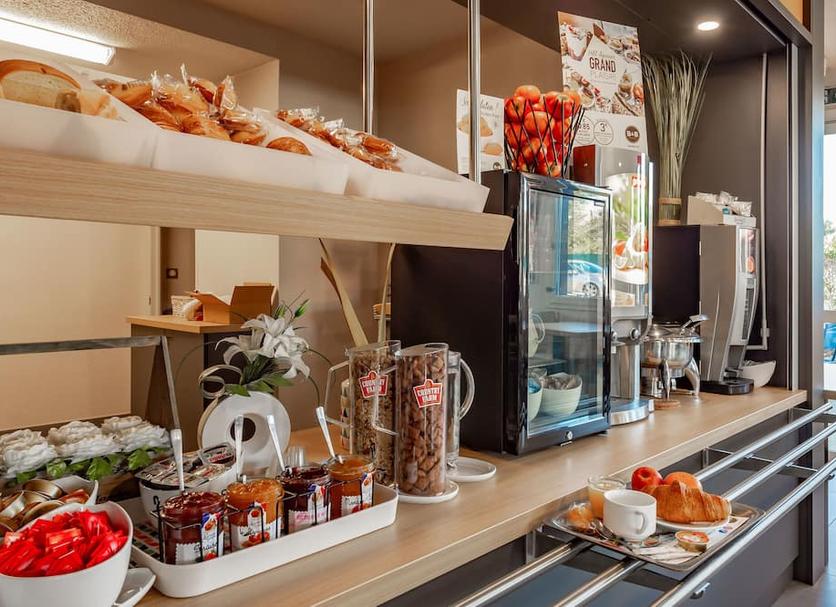 Buffet Photo