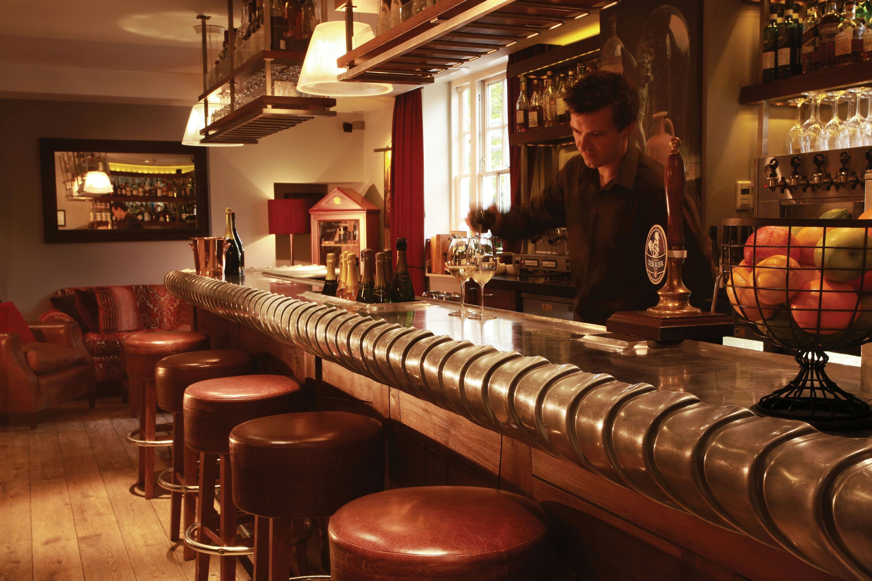 Bar Photo