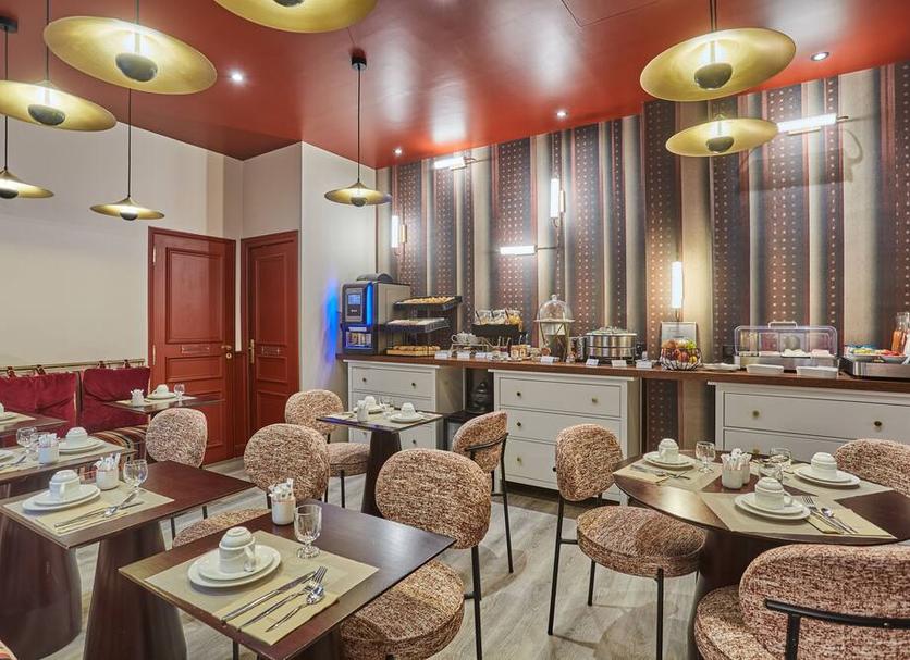 Restaurant Photo