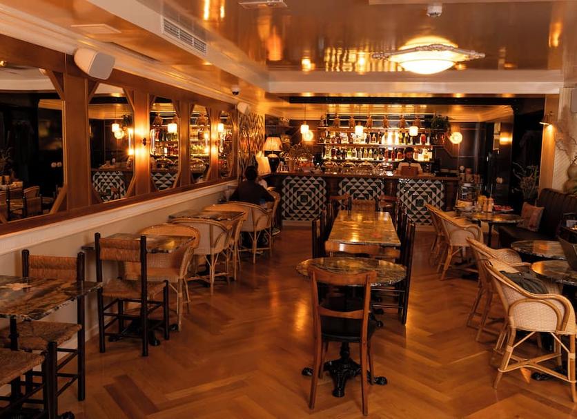 Bar Photo