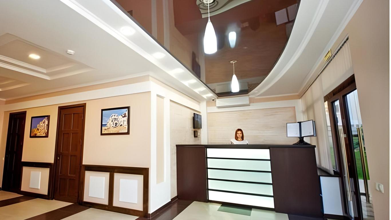 Favorit Hotel