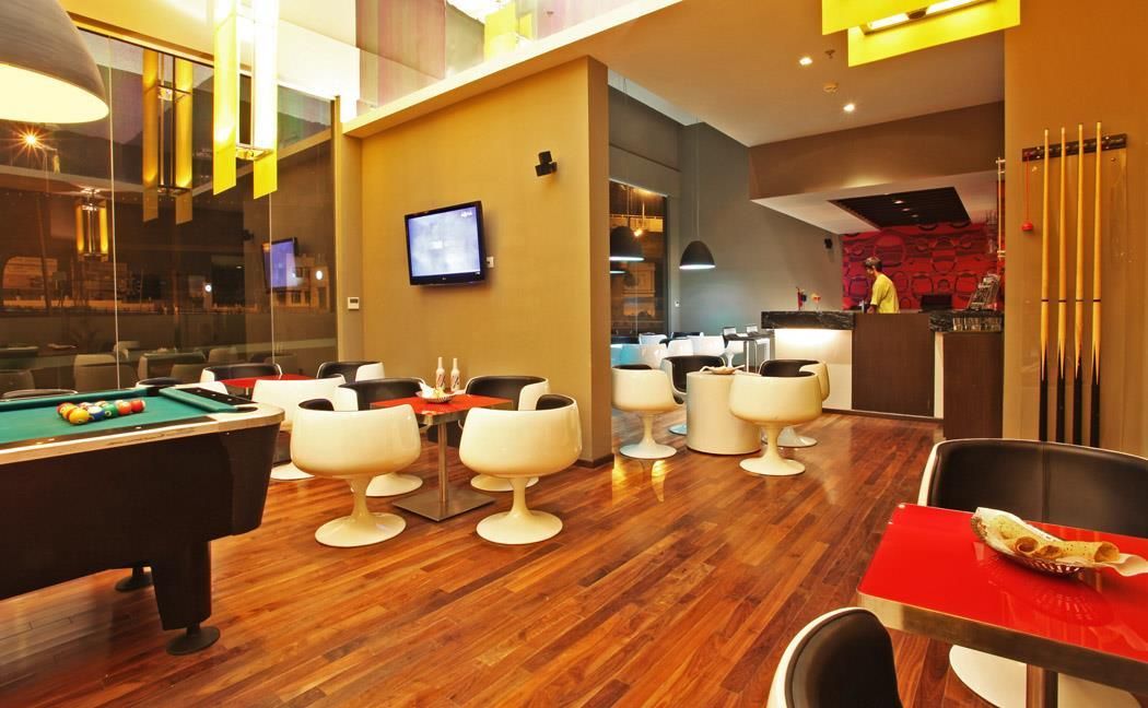 Bar Photo