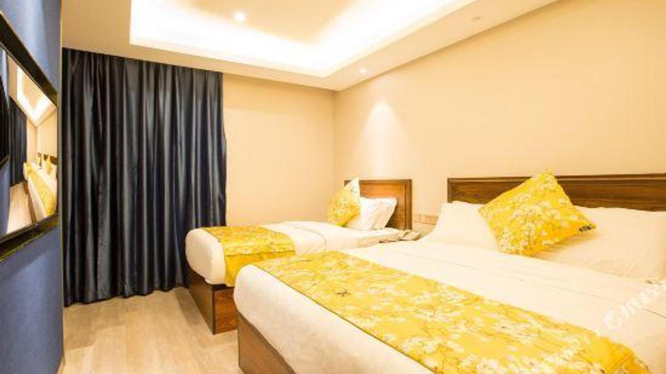 Chunqiu Hotel