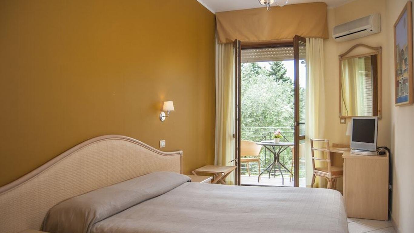 Hotel Orion