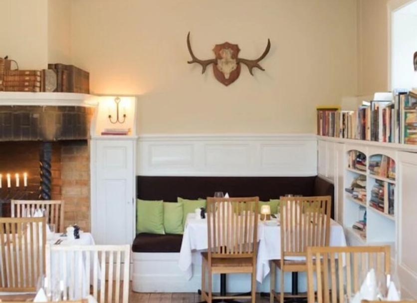 Restaurant Photo